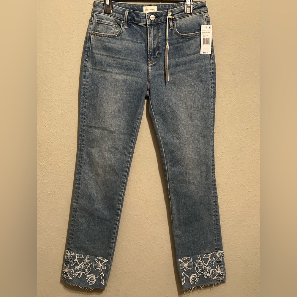 NWT Driftwood Colette Floral Embroidered raw hem Straight Leg Blue Jeans